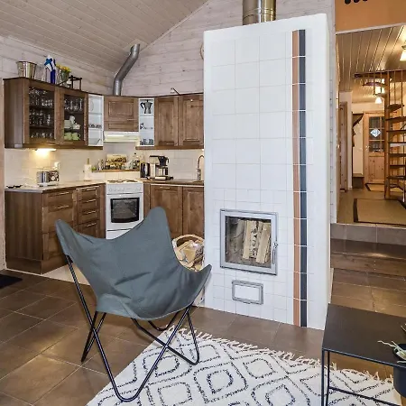 Koliwood B By Interhome